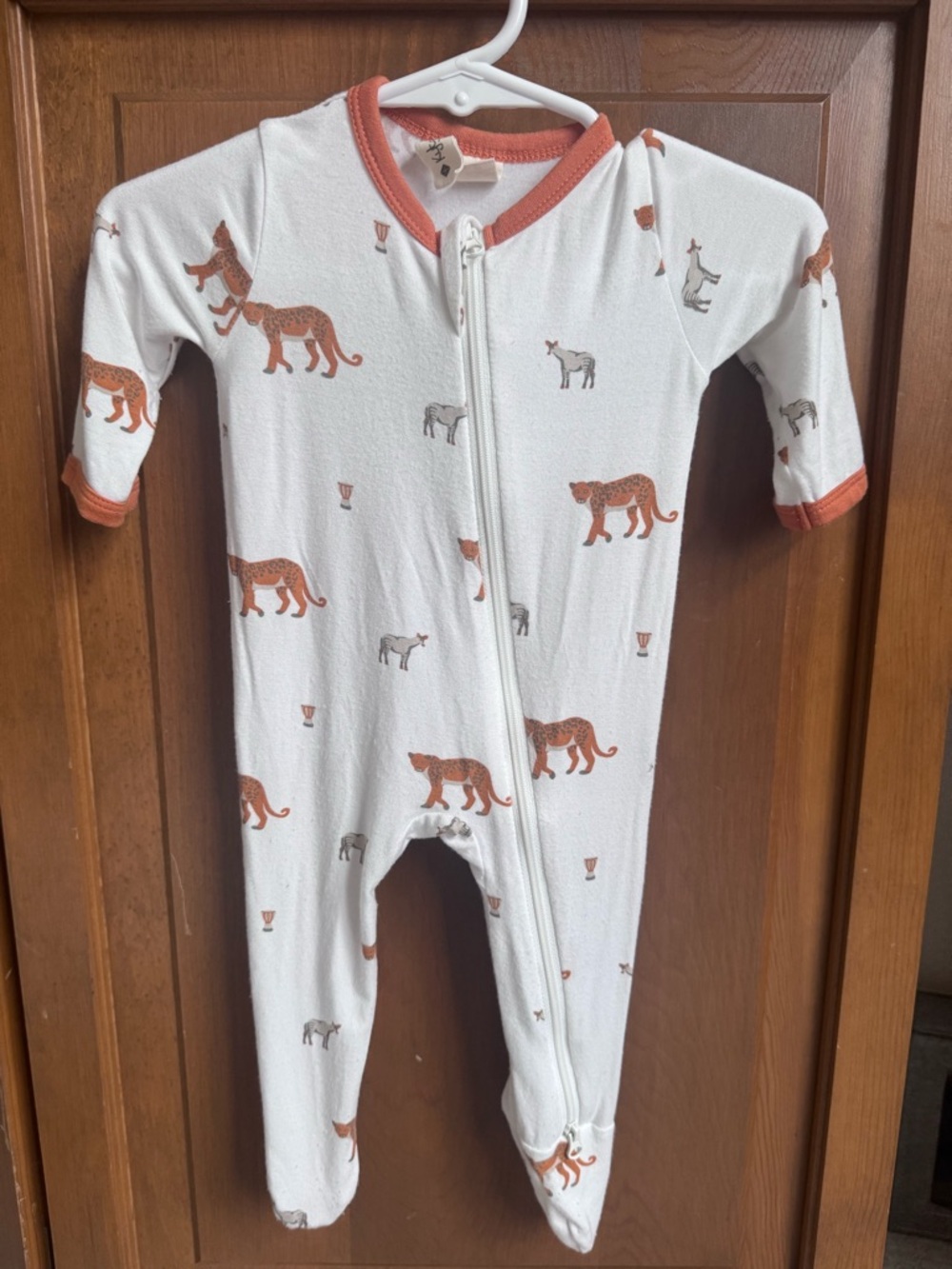 Kyte BABY hard to find African print-footie sleeper. Size 0-3 months